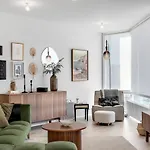 Cozy 2-Bedroom Apartment